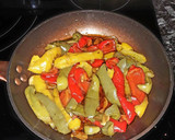 Foto del paso 1 de la receta: Pimientos con salsa de soja