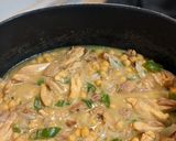 Foto del paso 5 de la receta Pollo con garbanzos a la pimienta verde