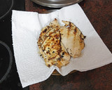 Foto del paso 1 de la receta: Bocadillo de pechuga, lechuga y queso con papas fritas
