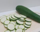Foto langkah ke 1 dari resep Korean Style Zucchini Slice Pan Fried - Hobak Jeon 호박전.