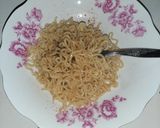 Foto langkah ke 2 dari resep Telur Dikurung Mie.