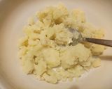 A picture of step 1 of Potato, speck and brie pie.
