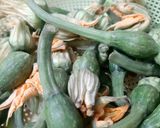Hình bước làm 2 của món Tim heo xào bông bí
