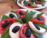Foto del paso 2 de la receta: Ensalada caprese 🍃🍅