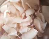 A picture of step 2 of Squid Sambal.