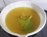 Foto langkah ke 1 dari resep Soto lobak ayam.