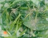 Foto langkah ke 5 dari resep Tumis Kangkung Kuah Santan.