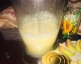 A picture of step 1 of Apple & banana smoothie🍎🍏.