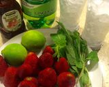 Hình bước làm 1 của món Soda dâu tây !