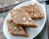 A picture of step 6 of Besan ki shahi barfi.
