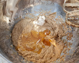 Foto del paso 2 de la receta: Galletas de miel, nocilla blanca y canela