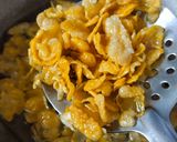 मक्याचा चिवडा (makyacha chivda recipe in marathi) रेसिपी स्टेप 2 फोटो 