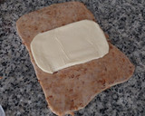 Foto del paso 5 de la receta: Coca de chicharrones 2025 v1: Base hojaldrada de croissant