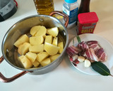 Foto del paso 1 de la receta: Patatas revolconas
