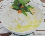 Hình bước làm 2 của món Gỏi xoài khô mực chiên