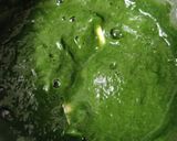 A picture of step 2 of Spinach pulao.