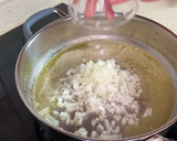 Foto del paso 1 de la receta: Risotto de cheddar curado
