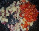 A picture of step 3 of Meat ball vegetable stir fry pasta.