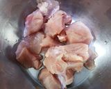 A picture of step 1 of Paper Chicken Tikka.