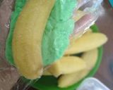 Foto langkah ke 3 dari resep 049. Es Pisang Ijo 🍨.