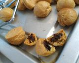 Foto langkah ke 7 dari resep Sus Kering Isi Coklat.