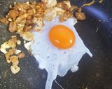 รูปขั้นตอนการทำที่ 2 ของ ก๋วยเตี๋ยวคั่วไก่