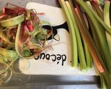 Une image de l'étape 2 de Tarte géante « noeuds » à la rhubarbe du jardin et crème vanille (pâte brisée au sirop d érable).