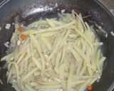 Foto langkah ke 5 dari resep Tumis kentang ala yenni.