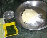 A picture of step 1 of Palak Papdi.