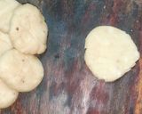 अजवाइन की खस्ता मठरियां (ajwain ki khasta mathriya recipe in Hindi) रेसिपी चरण 2 फोटो