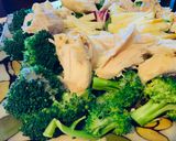Foto del paso 3 de la receta: Ensalada de Brócoli con Pollo