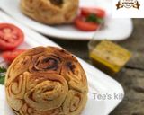 A picture of step 10 of Spiral Bread.