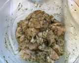 A picture of step 2 of Garlic Chicken Pasta with Butter.
