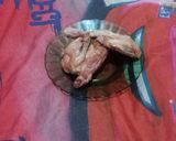 Foto langkah ke 1 dari resep Ayam suwir isian roti goreng.