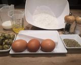 Une image de l'étape 1 de Muffins salés olives et brie.