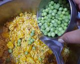 A picture of step 5 of Fluffy Veggie Pulao in a Pressure Cooker.