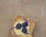Foto langkah ke 4 dari resep Blueberry Cheese Pastry.