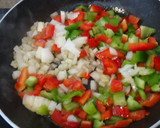 Foto del paso 2 de la receta: Embutido con tomate