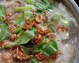 Foto langkah ke 3 dari resep Sayur sop ayam pake baso spesial.