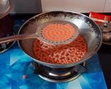 A picture of step 5 of Meethi Boondi.