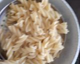 Foto langkah ke 2 dari resep Fusilli Carbonara tiga bahan.