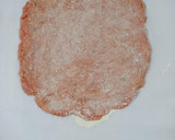 Foto del paso 4 de la receta: Rollito de carne picada relleno