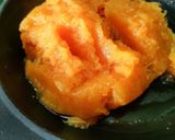 A picture of step 3 of Papaya Halwa.