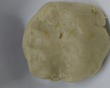 Foto del paso 1 de la receta: Galletitas de limón sin manteca 🍋