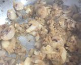 Foto del paso 4 de la receta: Solomillo de cerdo con champiñones y reducción de cava