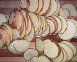 A picture of step 2 of Lyonnaise potatoes.