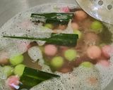 Foto langkah ke 5 dari resep Bola-Bola Singkong Kinca Gula Merah.