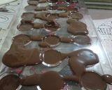 Foto del paso 4 de la receta: Bombones de chocolate con relleno de mezcal artesanal bruxo
