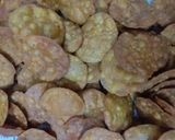 A picture of step 4 of Wheat Flour Puris (Snacks).