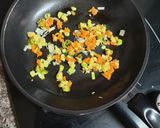 Foto del paso 3 de la receta: Tortitas de Quinua con vegetales para bebés BLW